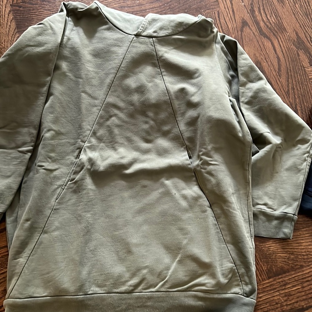 Olive green used French terry oversized hoodie 8y